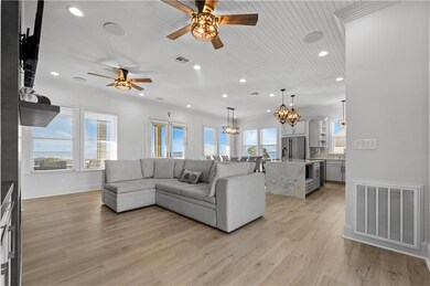 527 Sandy Hook Dr, Pass Christian, MS 39571 - photo 4