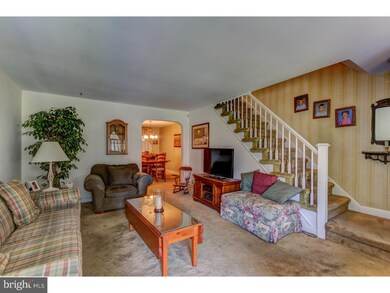 1207 Crestview Rd, Darby, PA 19023 - photo 4