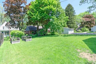 210 Wren St, Schenectady, NY 12302 - photo 2