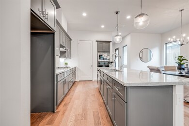 1816 Calumet St unit B, Houston, TX 77004 - photo 4