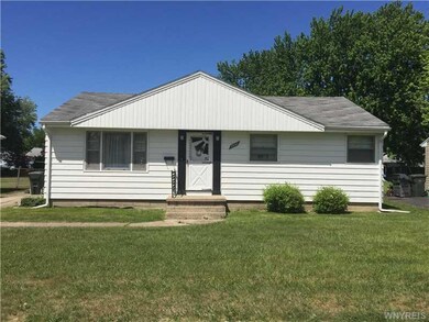 1432 Moll St, North Tonawanda, NY 14120 - photo 2