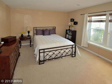 12889A Grays Pointe Rd unit A, Fairfax, VA 22033 - photo 7