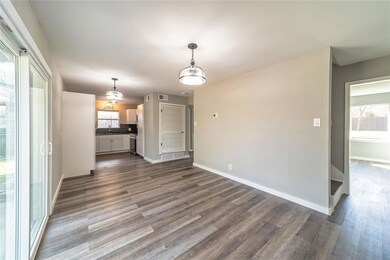 1172 Harrison Ln, Hurst, TX 76053 - photo 4