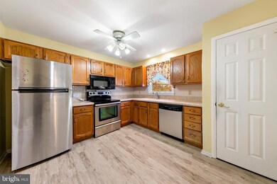 20 Magnolia Rd unit 32, Manahawkin, NJ 08050 - photo 3