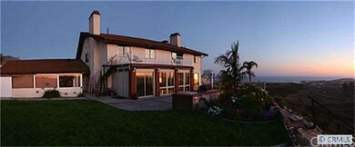 Ocean and mountain views from all parts of the fiv