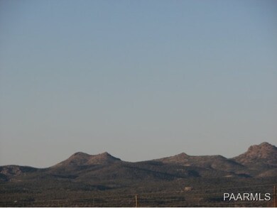 400 W Ahonen Rd, Paulden, AZ 86334 - photo 4
