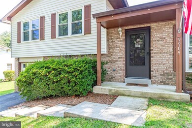 9905 Rand Dr, Burke, VA 22015 - photo 3