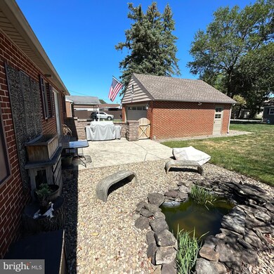 661 Guilford Ave, Chambersburg, PA 17201 - photo 7