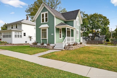 102 Center St, Algonquin, IL 60102 - photo 2