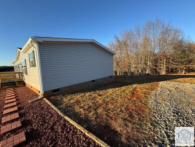 557 Willow Green Ln, Stuart, VA 24171 - photo 4