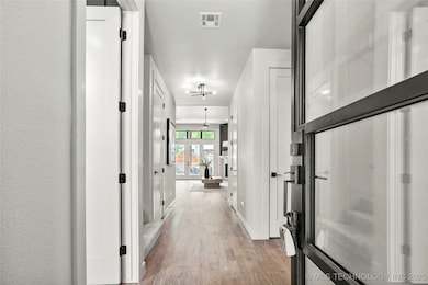 3008 S Boston Ct, Tulsa, OK 74114 - photo 5