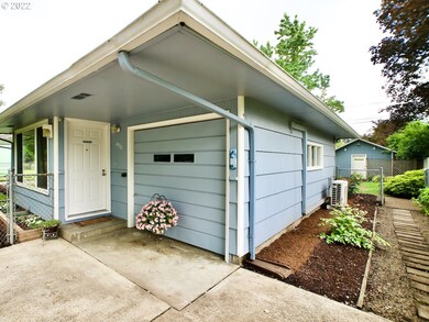 1490 Golden Ave, Eugene, OR 97404 - photo 2