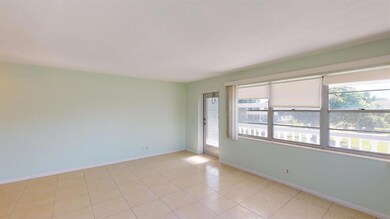 417 Windsor R, West Palm Beach, FL 33417 - photo 2
