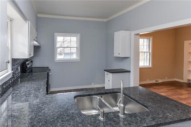 430 S Meeting St, Statesville, NC 28677 - photo 5