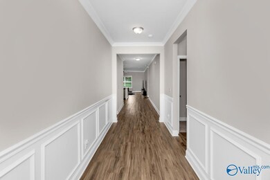 6025 NW Thorntons Way Cir, Huntsville, AL 35810 - photo 2