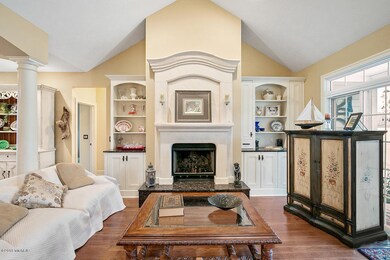 Extraordinary Detail work and built ins