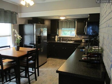 474 Center Rd, Conneaut, OH 44030 - photo 2