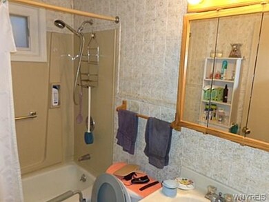 235 Oelkers St, North Tonawanda, NY 14120 - photo 7