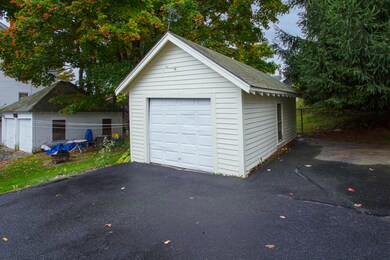 SQFT-1037