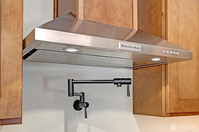 896 Henry Ln, Camano Island, WA 98282 - photo 6