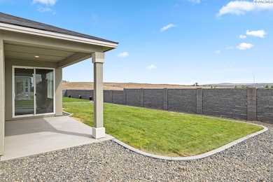 12106 Dunsmuir Dr, Pasco, WA 99301 - photo 7