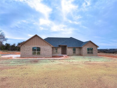 5835 Scarlett Oak Rd, Guthrie, OK 73044 - photo 2