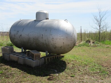 1004 Wildhorse Ranch Rd, McAlester, OK 74501 - photo 3