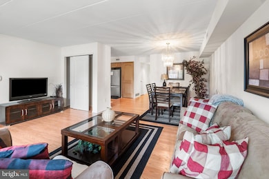 9945-49 Norwalk Rd unit 15A, Philadelphia, PA 19115 - photo 5