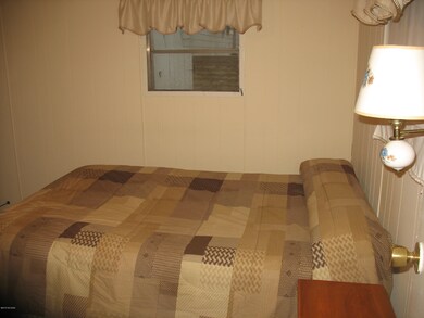 5764 Lazy S Guest Bedroom (1)