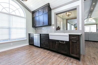 10726 Glenmary Springs Dr, Louisville, KY 40291 - photo 7