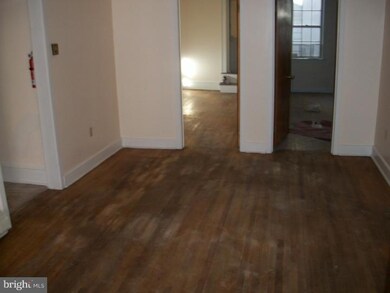 307 E High St unit 1, Pottstown, PA 19464 - photo 2