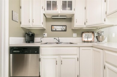 STAINLESS STEEL SINK