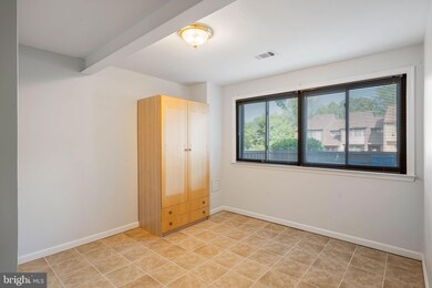 1821 Old Post Terrace, Woodbridge, VA 22191 - photo 5