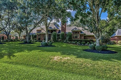 1905 Carriage Creek Ln, Friendswood, TX 77546 - photo 2