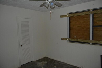910 Nightingale Rd, Jacksonville, FL 32216 - photo 7