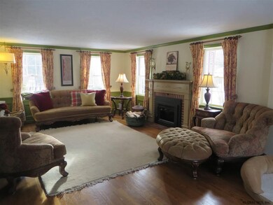 27 Tieman Rd, Schenectady, NY 12302 - photo 3