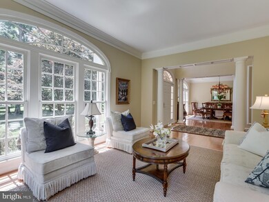 15620 Jillians Forest Way, Centreville, VA 20120 - photo 3