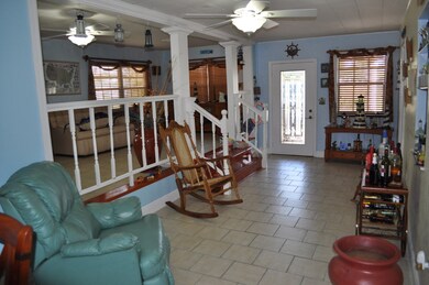 Foyer angle 2
