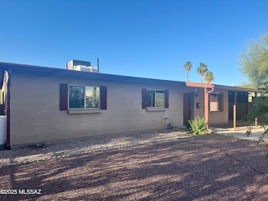 2259 E. Spring Street (3)