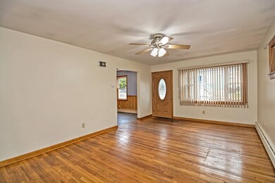 542 Mount Hope Ave, Fall River, MA 02724 - photo 7