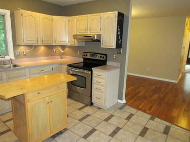 812 W Rosewood Dr, Bloomington, IN 47404 - photo 5