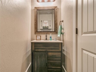 14789 Cottonwood Dr, Edmond, OK 73025 - photo 7