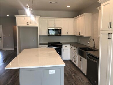 409 Carneros Dr, Sherman, TX 75092 - photo 4