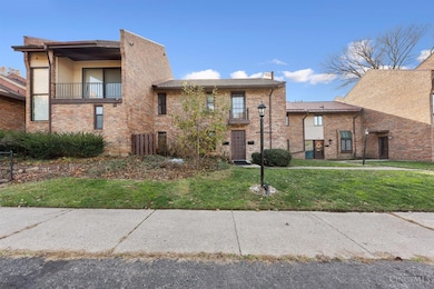 29 Stillmeadow Dr unit 29, Cincinnati, OH 45245 - photo 2