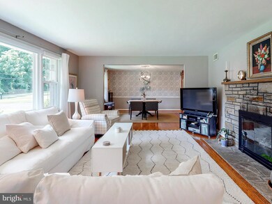 516 Hampton Ln, Towson, MD 21286 - photo 6