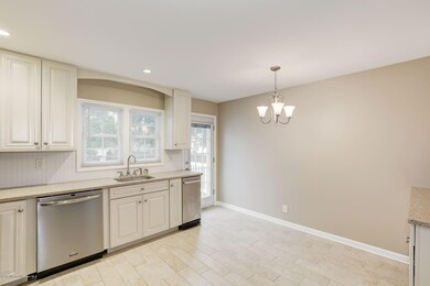 11 Maurice Ave, Holmdel, NJ 07733 - photo 6