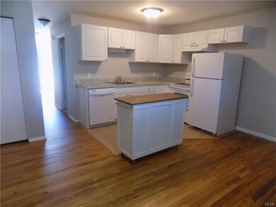 249 E Mosser St, Allentown, PA 18109 - photo 5