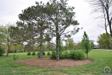 3631 SW Lincolnshire Rd, Topeka, KS 66614 - photo 7