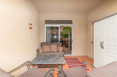 06 Balcony