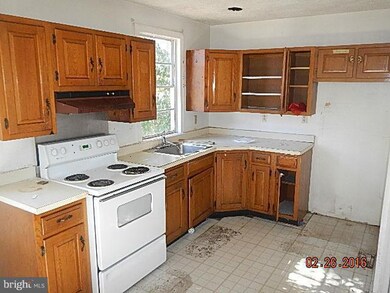 6319 Riverdale Rd, Riverdale, MD 20737 - photo 7